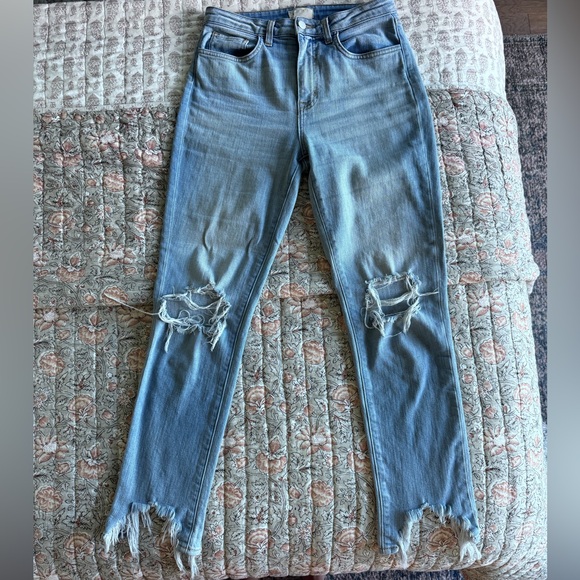 L’AGENCE distressed, light wash stretch denim jeans - Picture 3 of 6